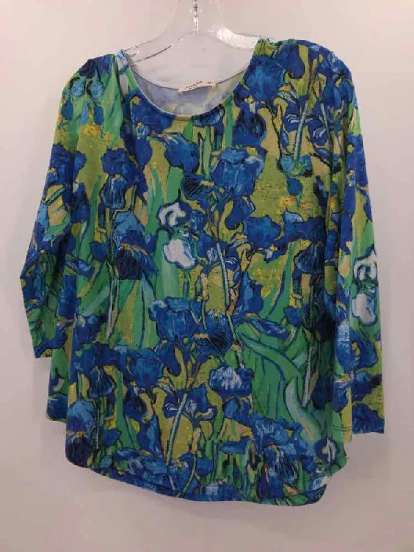 Pre-Owned Jess & Jane Blue Size Medium Printed T-shirt-- Lace Blend Ribbed Blend Corduroy Blend