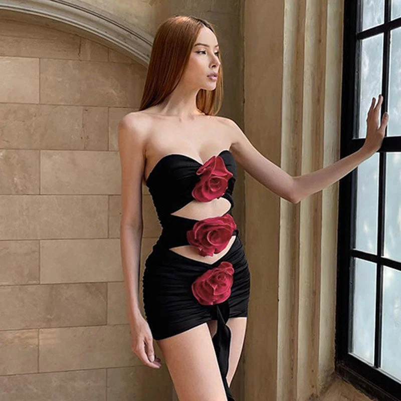 BerryBetty - Ruched Choker Neck Cut Out Strapless Bodycon Mini Dress - Black Fashionable Lace Mini Dress