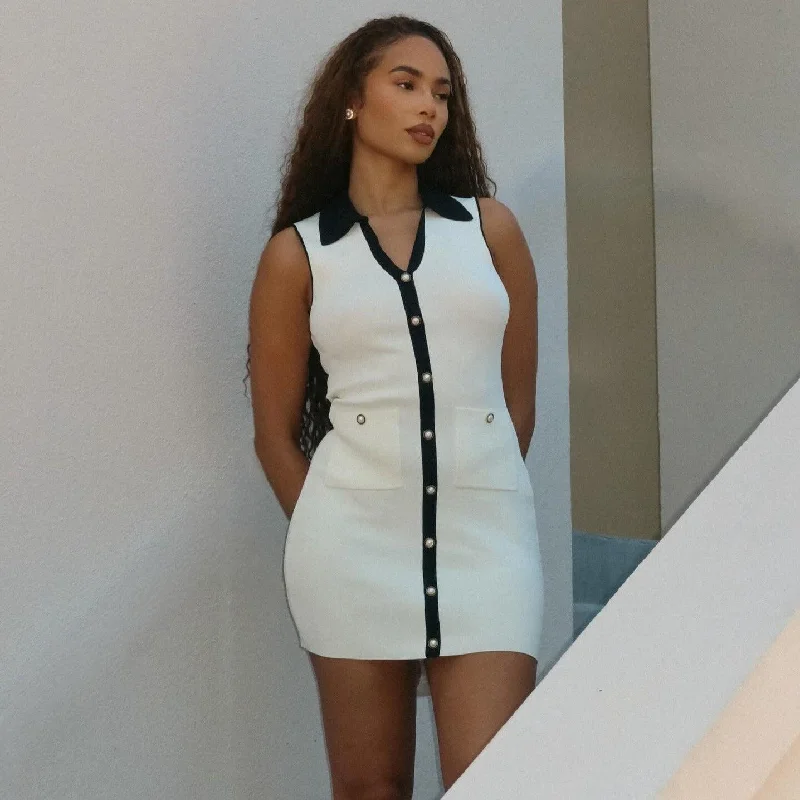 Jardin Collared Contrast Knit Mini Dress Fashionable Lace-Trim Mini Dress