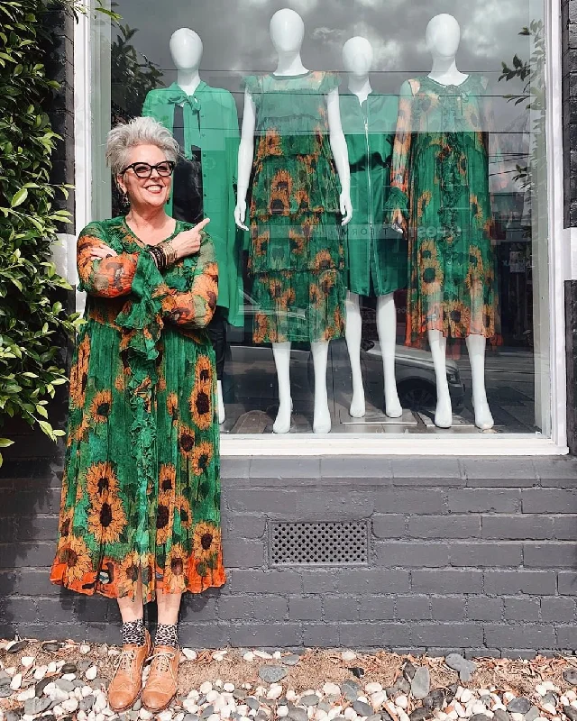 TRELISE COOPER "Conquering great pleats" silk dress! 10-12 Tunics Office stylish