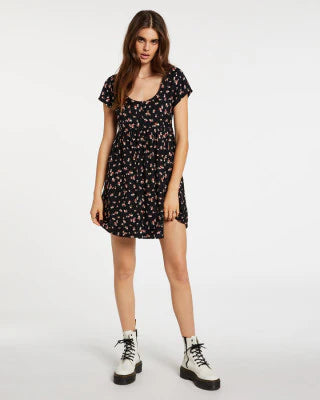 VOLCOM - Floral print babydoll beach dress! 10 Tunics Fleece cozy