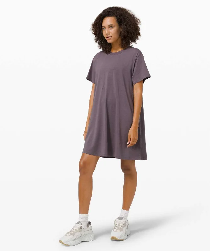 LULULEMON - All yours tee dress - Moonphase! 14-16 Turtleneck Neckline Stylish