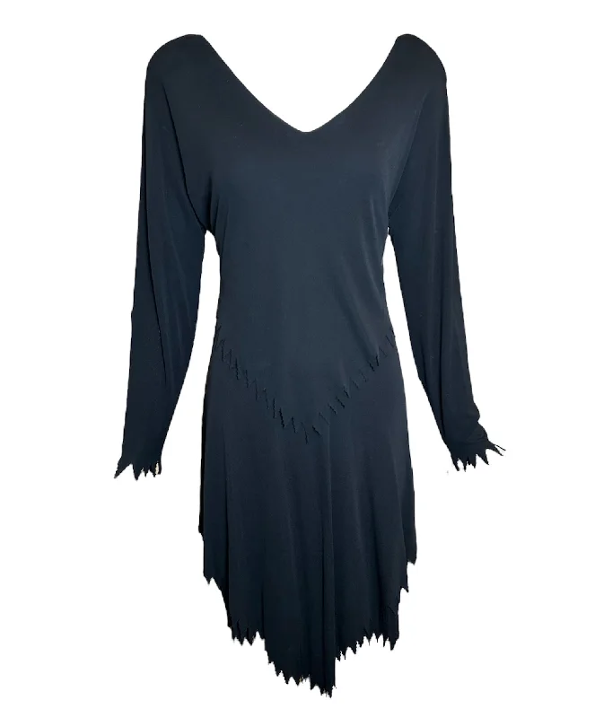 Holly's Harp Late 1970's Black Zig-Zag Layered Jersey Dress sweetheart Neckline Romantic