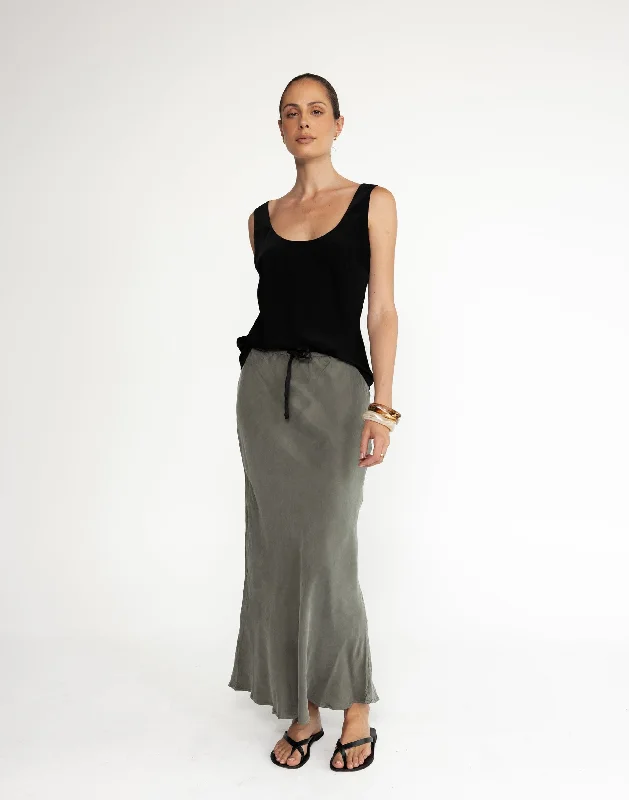 Tate Skirt (Moss) denim skirt durable