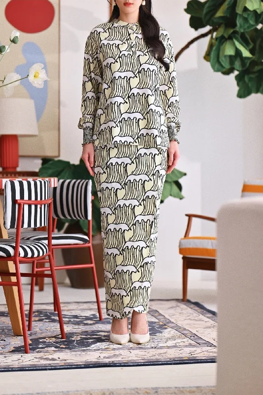 The Akari Women Tulip Skirt - Nami velvet skirt luxury