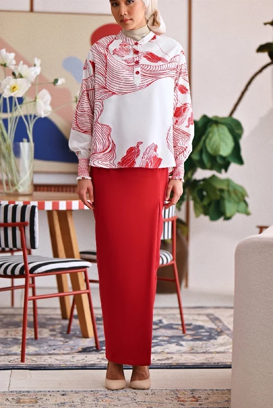The Akari Women Folded Skirt - Crimson Red wool skirt thick