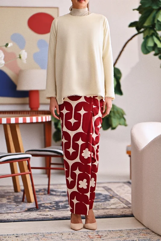 The Akari Women Folded Skirt - Cherries lace skirt intricate