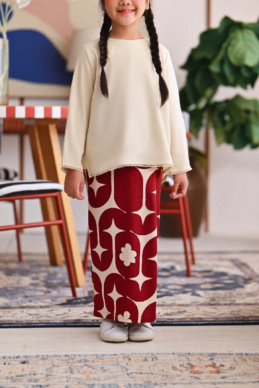 The Akari Folded Skirt - Cherries slim fit skirt