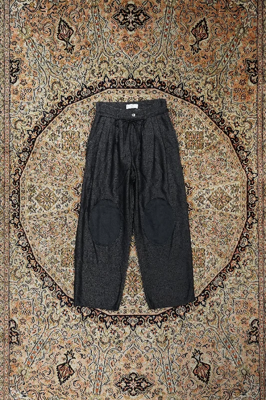 Urig R.NEP SCHADEN 3TUCK PANTS (BLACK) Classic Bootcut Trousers