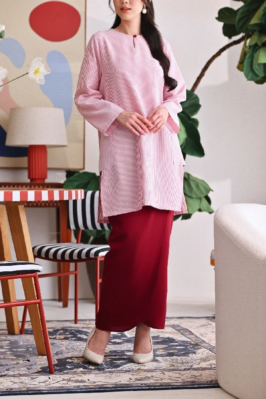 The Akari Women Tulip Skirt - Maroon linen skirt breathable