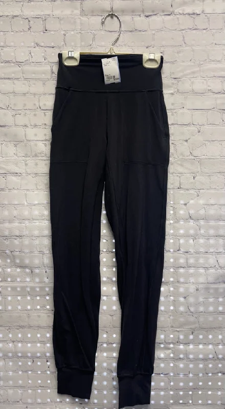 Size 0 Ladies Black lulu lemon Workout Pants Soft Cotton Pants